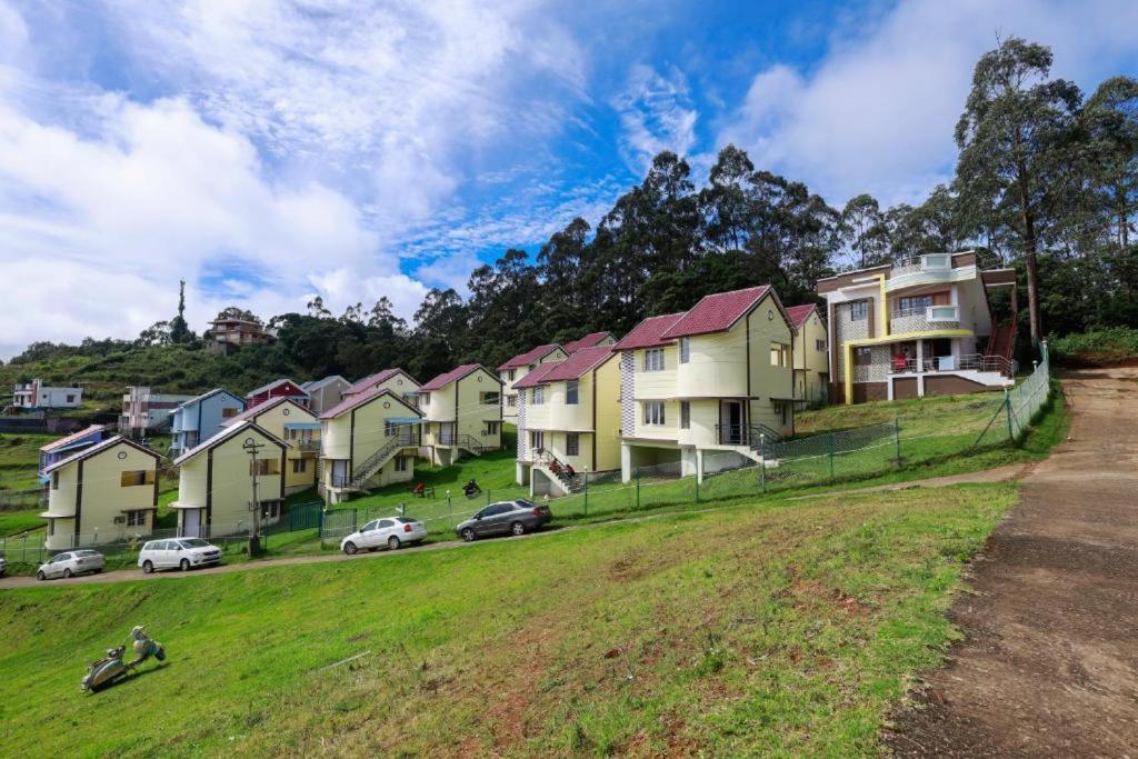 Starlight Hotels Kodai Kodaikanal Exteriör bild