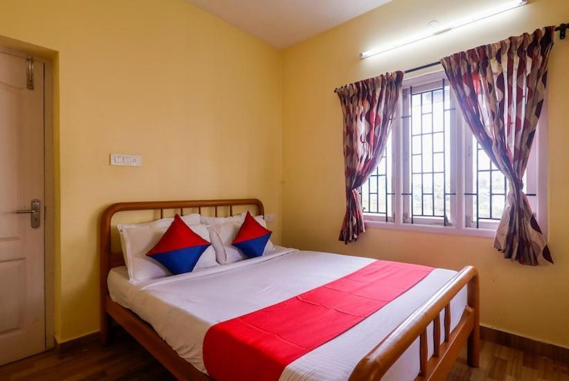 Starlight Hotels Kodai Kodaikanal Exteriör bild